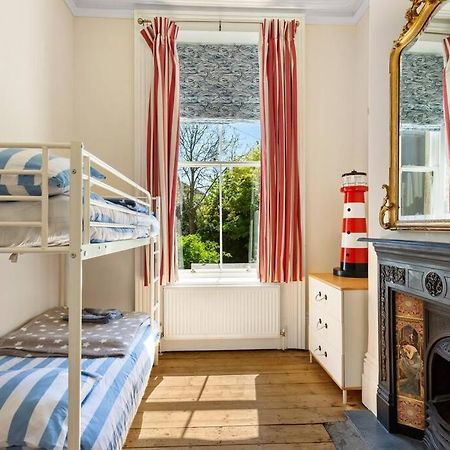 Luxurious Victorian, A Few Minutes From The Beach - Sleeps 2 Adults And Up To 3 Children Apartment St Leonards-on-Sea Exterior foto