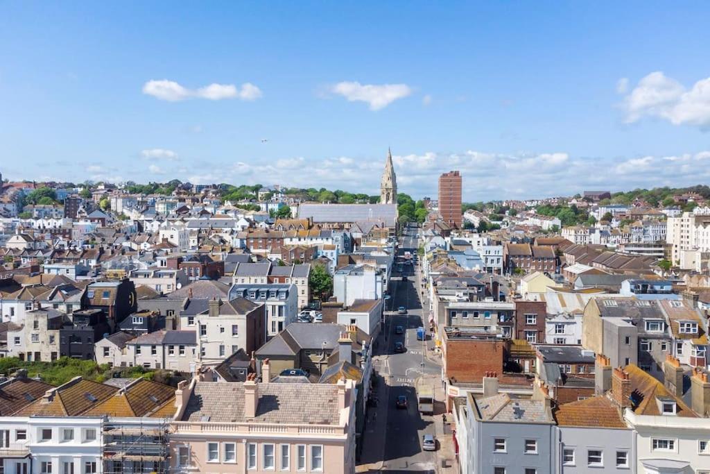 Luxurious Victorian, A Few Minutes From The Beach - Sleeps 2 Adults And Up To 3 Children Apartment St Leonards-on-Sea Exterior foto